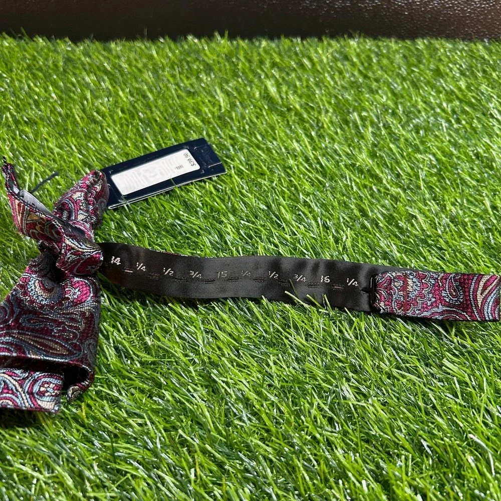 Cremieux Paisley Bow Tie Mens One Size Burgundy Silk Adjustable Self Tie NWT